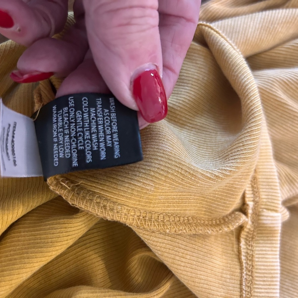 NWT Torrid Mustard Long Sleeve Top with Lace Detail Size 2 (18-20) - Picture 8 of 9